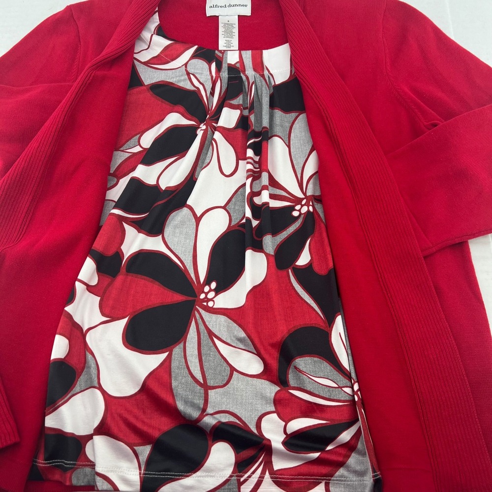 Alfred Dunner‎ Womens Sweater Size Small Red Embellished Cardigan Top